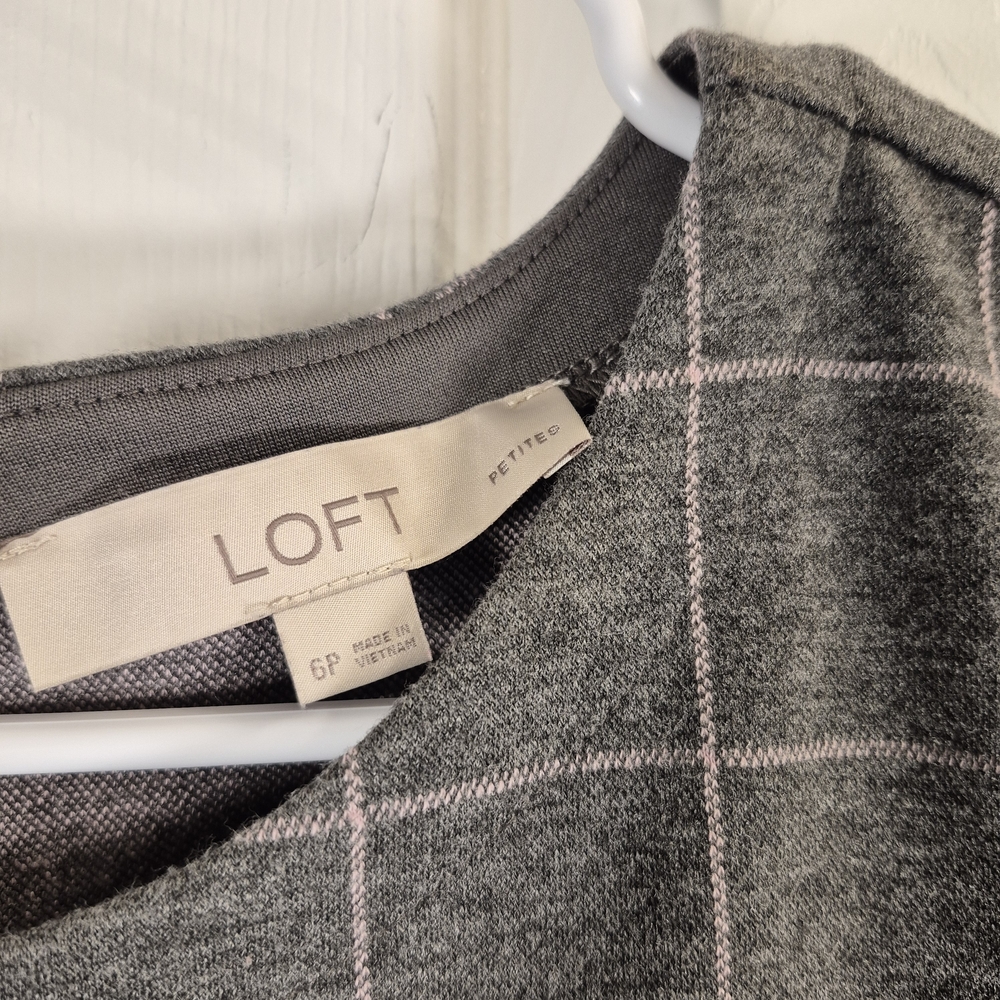 LOFT Petites Gray Plaid Windowpane Shift Dress 6P – Ruffle Hem Workwear Sheath - Picture 8 of 9